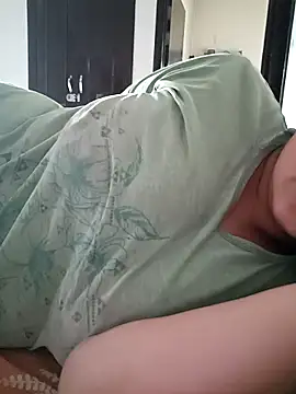 Snapshot of angel_ridhi chatting on 05-22-26, 12:52 angel ridhi online show from 05-22-26, 12:52