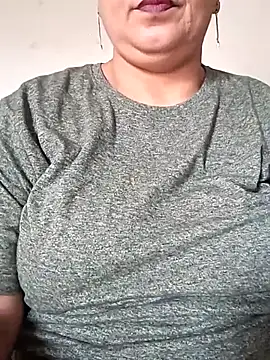Snapshot of angel_ridhi chatting on 05-30-26, 02:07 angel ridhi online show from 05-30-26, 02:07