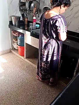 Snapshot of angel_ridhi chatting on 06-18-26, 02:10 angel ridhi online show from 06-18-26, 02:10