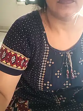 Snapshot of angel_ridhi chatting on 06-08-26, 01:50 angel ridhi online show from 06-08-26, 01:50