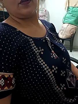 Snapshot of angel_ridhi chatting on 06-01-26, 04:28 angel ridhi online show from 06-01-26, 04:28