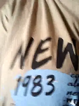 Snapshot of angel_ridhi chatting on 05-10-26, 04:27 angel ridhi online show from 05-10-26, 04:27