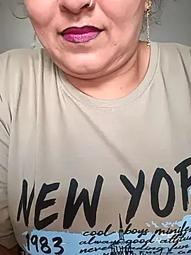 Snapshot of angel_ridhi chatting on 05-09-26, 04:21 angel ridhi online show from 05-09-26, 04:21