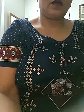 Snapshot of angel_ridhi chatting on 05-28-26, 01:28 angel ridhi online show from 05-28-26, 01:28
