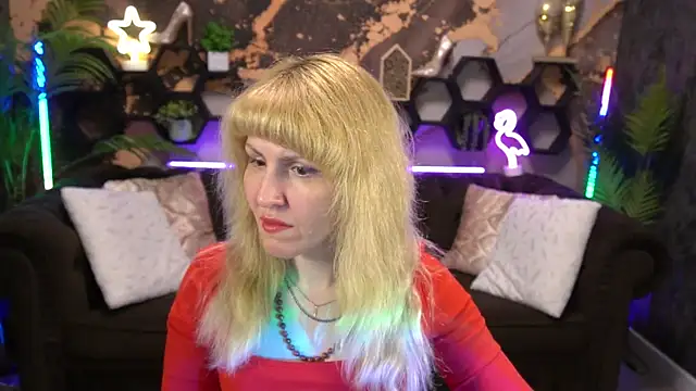 Snapshot of NatalyChanell chatting on 09-21-25, 02:33 NatalyChanell online show from 09-21-25, 02:33