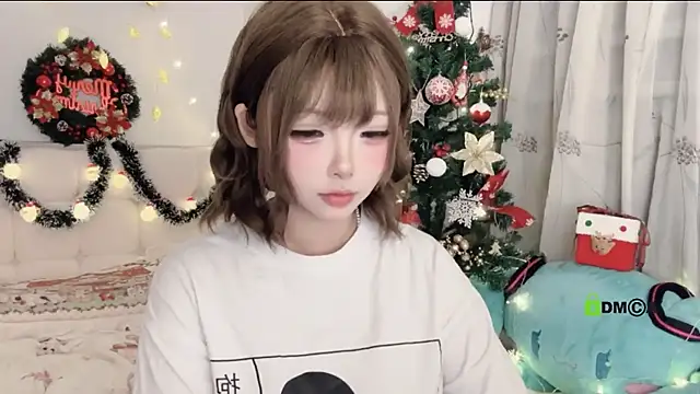 liuruyuan888 online show from 12-21-25, 12:40