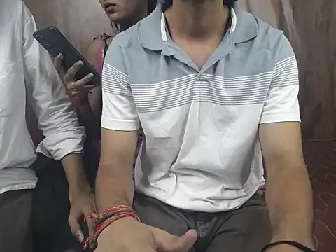 Young duo online show from 10-16-25, 05:05