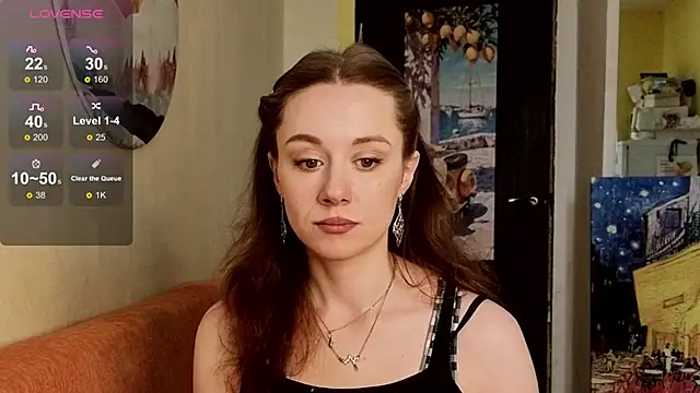 Snapshot of SkyHelen chatting on 06-01-26, 08:25 SkyHelen online show from 06-01-26, 08:25