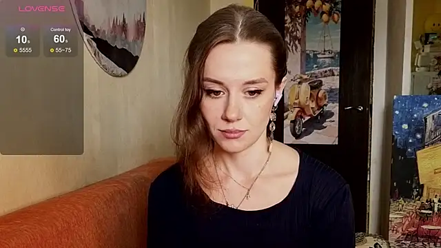 Snapshot of SkyHelen chatting on 06-11-26, 06:43 SkyHelen online show from 06-11-26, 06:43