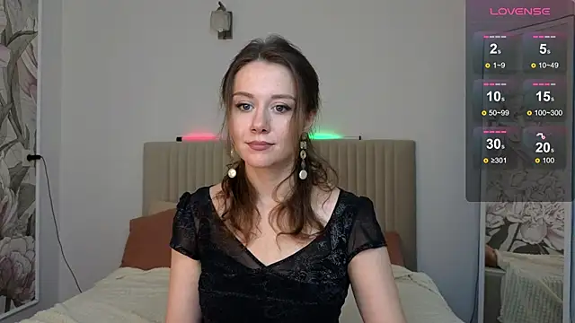 SkyHelen online show from 09-24-25, 05:03