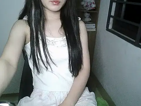 Annabelle-e online show from 09-18-25, 06:55