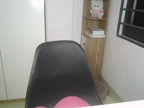 Annabelle-e online show from 01-13-26, 06:56