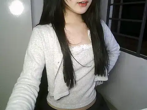 Annabelle-e online show from 10-31-25, 02:57