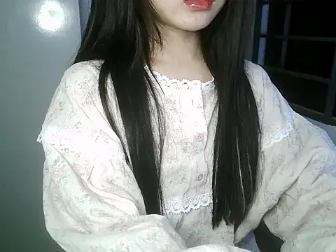 Annabelle-e online show from 12-14-25, 07:41