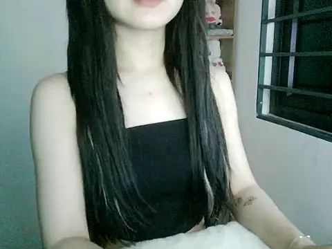 Annabelle-e online show from 10-13-25, 05:58