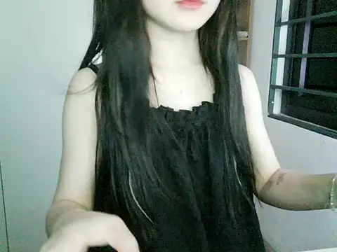 Annabelle-e online show from 10-18-25, 06:32