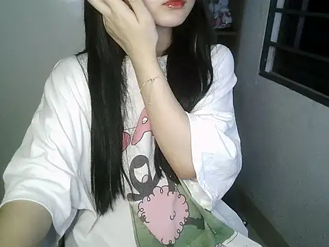 Annabelle-e online show from 10-10-25, 05:36