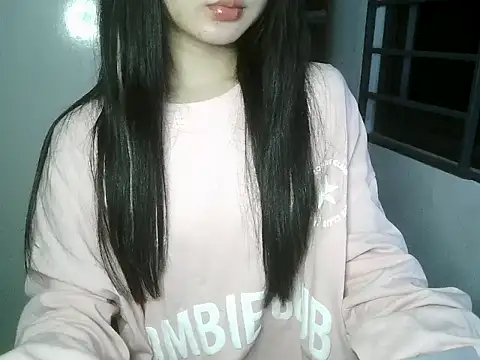 Annabelle-e online show from 12-16-25, 05:06