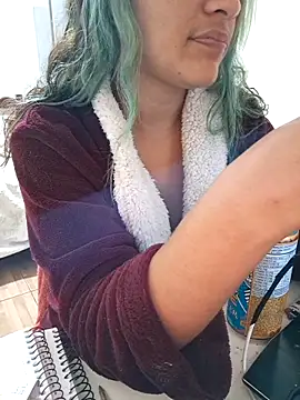 euahotmarii20 online show from 10-25-25, 05:28