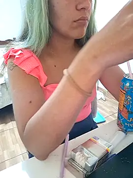 euahotmarii20 online show from 11-07-25, 03:22