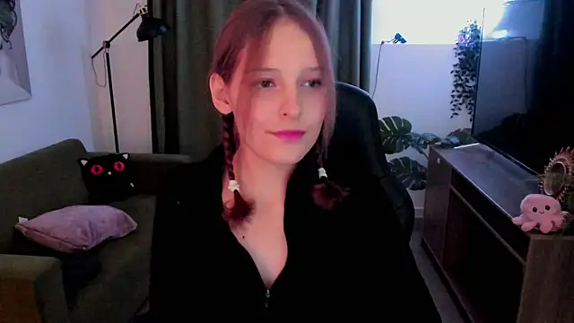 JenniferKiim online show from 10-15-25, 12:02