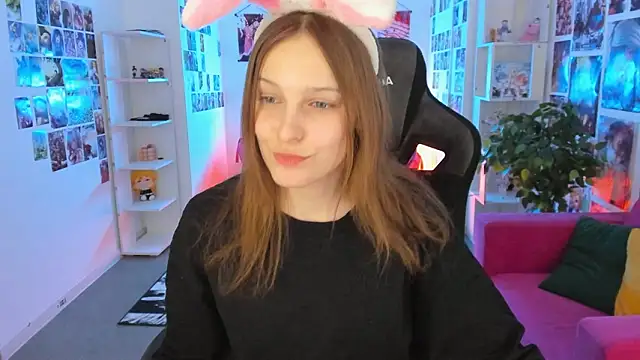 Snapshot of JenniferKiim chatting on 02-17-26, 02:36 JenniferKiim online show from 02-17-26, 02:36