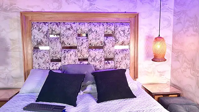 Snapshot of amy_greene chatting on 02-24-26, 11:44 amy greene online show from 02-24-26, 11:44