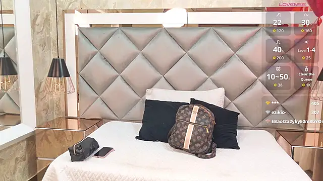 Snapshot of amy_greene chatting on 09-13-25, 11:32 amy greene online show from 09-13-25, 11:32