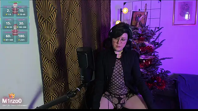 Snapshot of MossPrince chatting on 12-20-25, 08:33 MossPrince online show from 12-20-25, 08:33