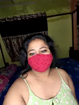 Smile-quien online show from 11-17-25, 03:10