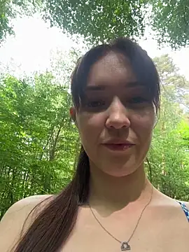 Snapshot of Veliora chatting on 05-24-26, 01:00 Veliora online show from 05-24-26, 01:00