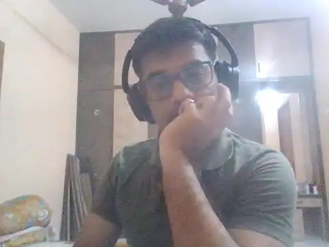 Snapshot of GOJO_1 chatting on 10-29-25, 03:55 GOJO 1 online show from 10-29-25, 03:55