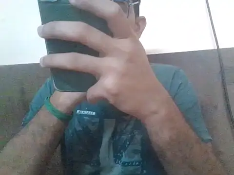 Snapshot of GOJO_1 chatting on 10-31-25, 07:49 GOJO 1 online show from 10-31-25, 07:49