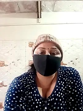 Rakhi sawant143 online show from 12-17-25, 02:38