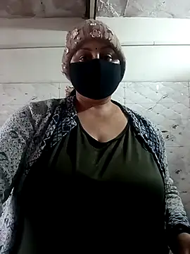 Snapshot of Rakhi_sawant143 chatting on 02-02-26, 03:27 Rakhi sawant143 online show from 02-02-26, 03:27