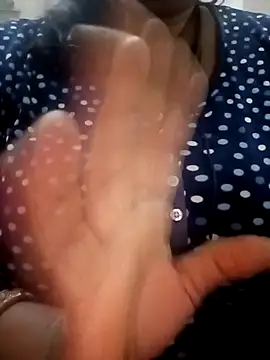 Snapshot of Rakhi_sawant143 chatting on 01-18-26, 04:54 Rakhi sawant143 online show from 01-18-26, 04:54