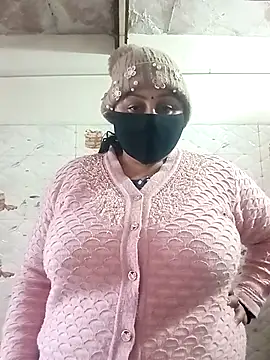 Snapshot of Rakhi_sawant143 chatting on 02-03-26, 02:43 Rakhi sawant143 online show from 02-03-26, 02:43