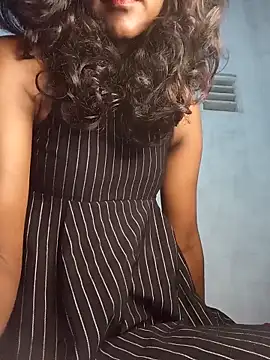 venuki ihalagamage online show from 04-12-26, 04:54