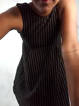 venuki ihalagamage online show from 03-30-26, 05:31