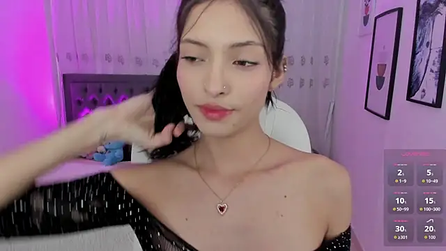 Snapshot of Mia_Clay1 chatting on 06-19-26, 08:36 Mia Clay1 online show from 06-19-26, 08:36
