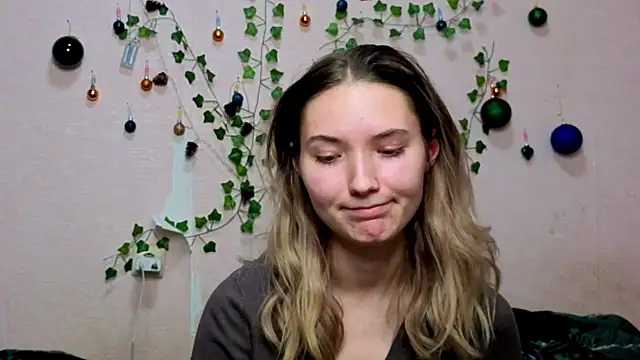  kikiclark   online show from 01-07-26, 08:58