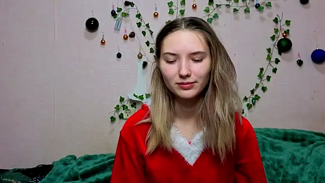  kikiclark   online show from 01-10-26, 06:47