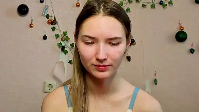 Snapshot of _kikiclark__ chatting on 02-08-26, 12:14 kikiclark online show from 02-08-26, 12:14