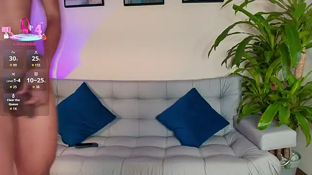 Snapshot of samucamx_ chatting on 06-04-26, 03:44 samucamx online show from 06-04-26, 03:44