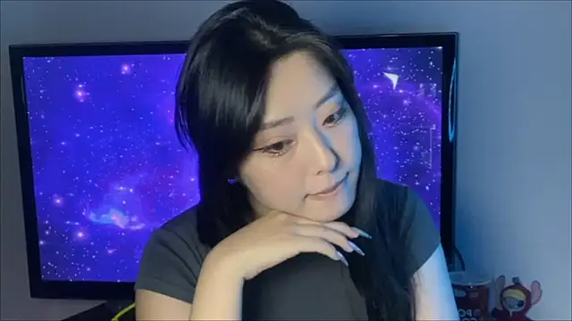 Snapshot of WonderMira chatting on 10-24-25, 02:38 WonderMira online show from 10-24-25, 02:38