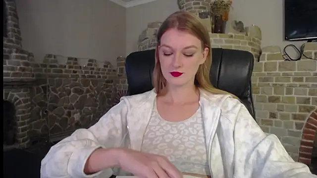 MysticVenus  online show from 09-20-25, 07:35