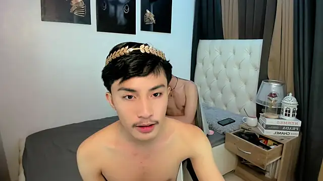 Snapshot of xxxhugecocktwinkxxx chatting on 11-13-25, 05:28 xxxhugecocktwinkxxx online show from 11-13-25, 05:28