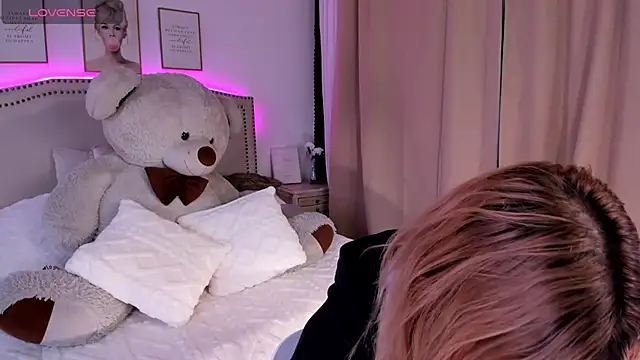 Mayajhons online show from 12-19-25, 11:23