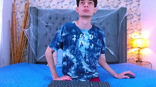 Luke Carter online show from 10-18-25, 01:13