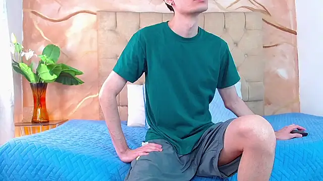 Luke Carter online show from 03-25-26, 01:21